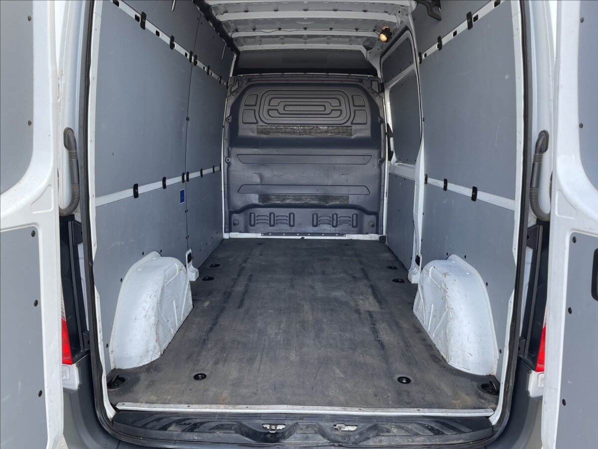 Mercedes-Benz Sprinter Skříň 2,1 l 105 kw
