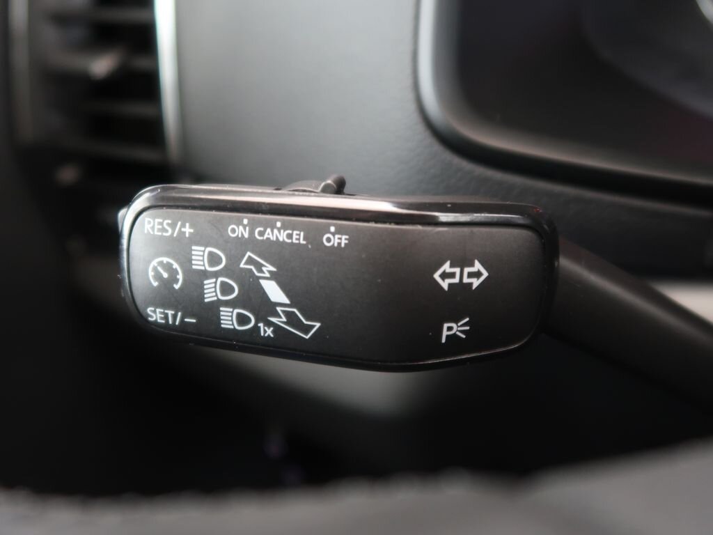 Škoda Karoq Kombi 999,0 85 kw