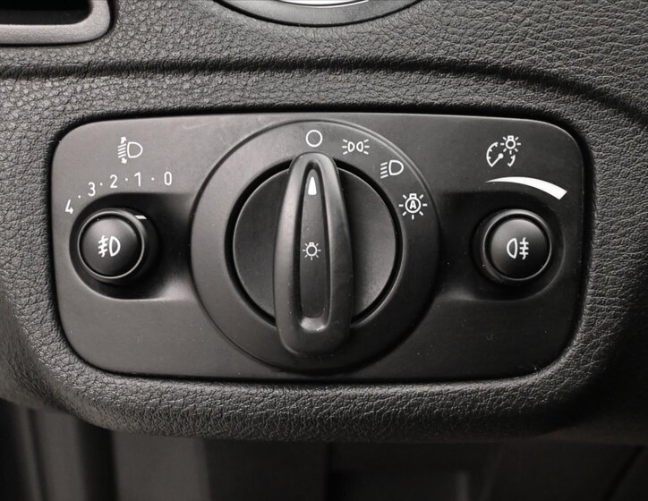 Ford S-MAX MPV 2,0 l 100 kw