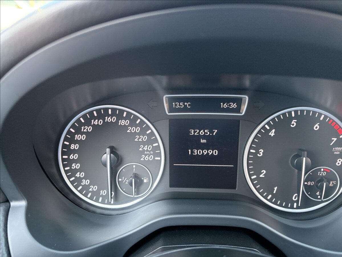 Mercedes-Benz Třídy A Hatchback 1,6 l 90 kw