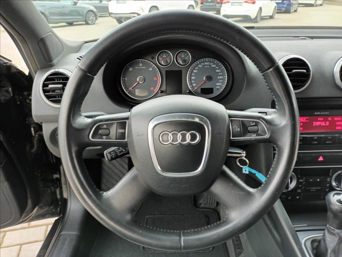 Audi A3 Hatchback 1,6 l 77 kw