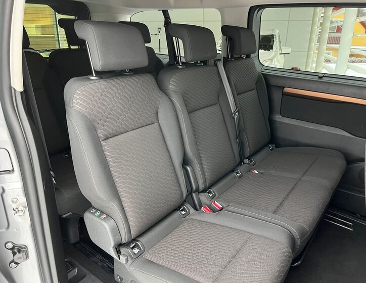 Toyota ProAce Verso 16