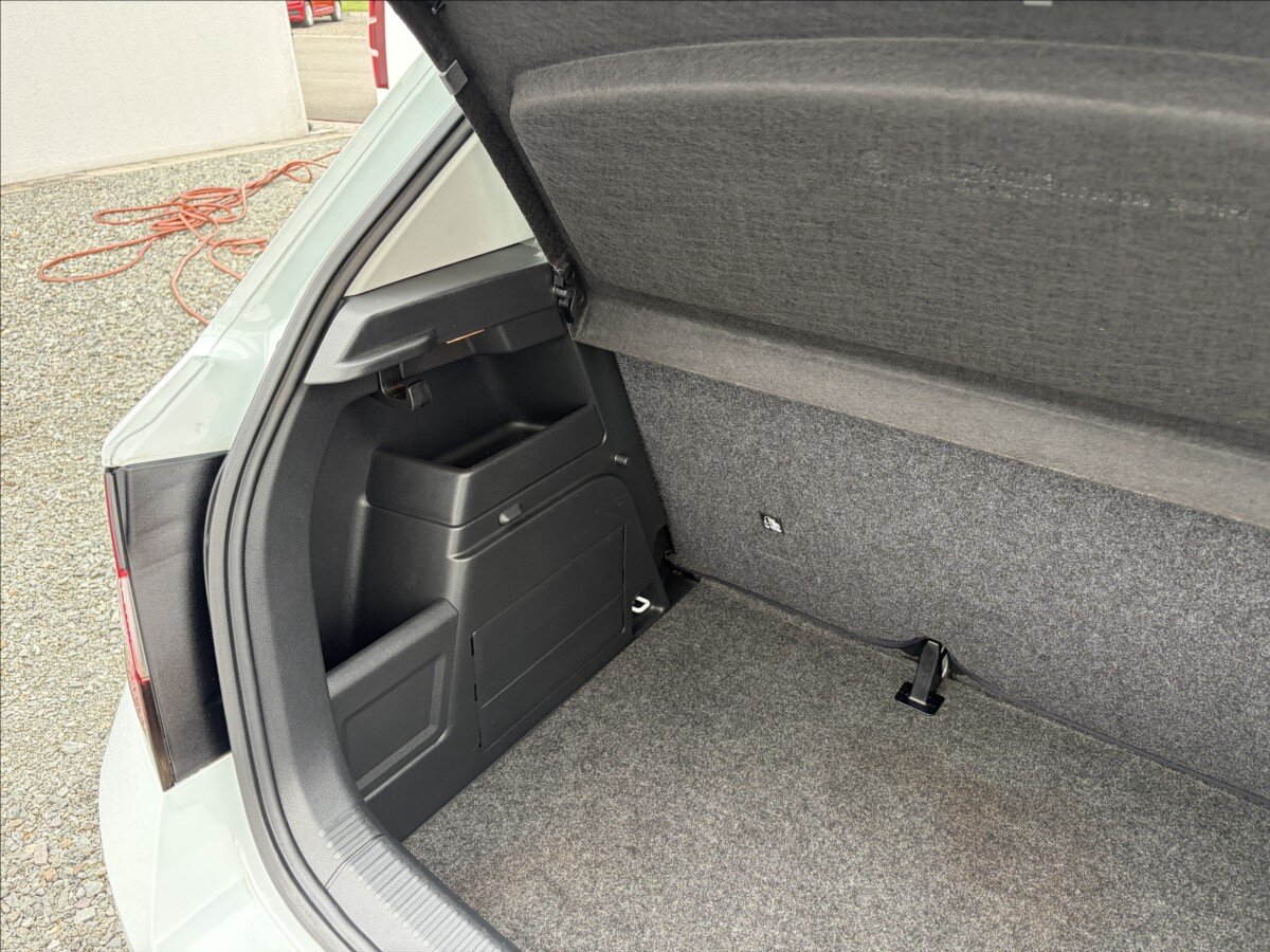 Škoda Fabia Hatchback 999,0 44 kw