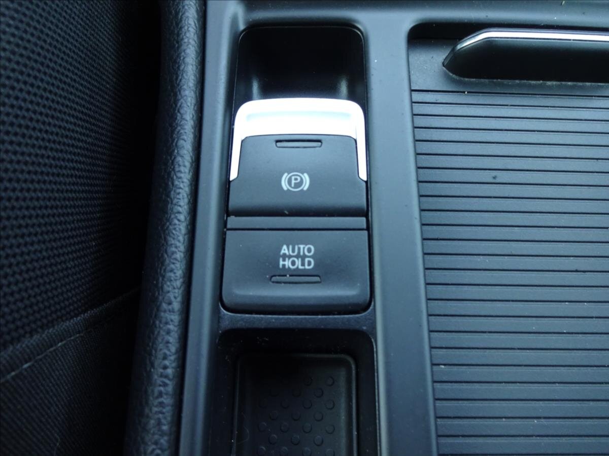 Volkswagen Golf Kombi 1,2 l 77 kw