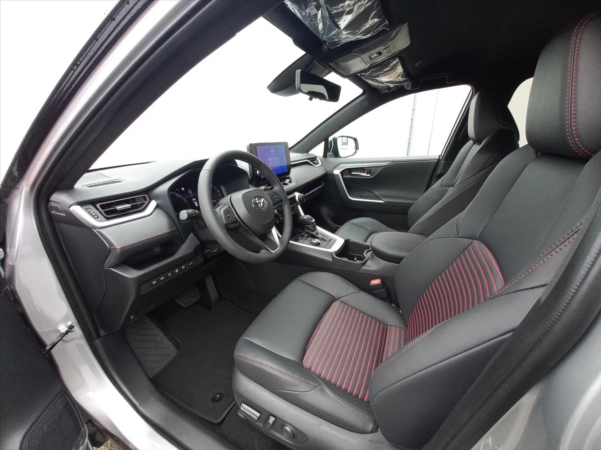 Toyota RAV4 SUV 2,5 l 136 kw