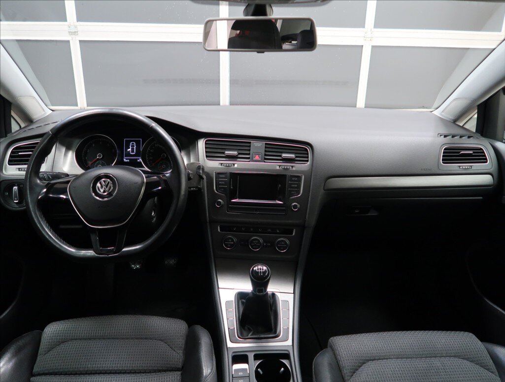 Volkswagen Golf Hatchback 1,2 l 63 kw