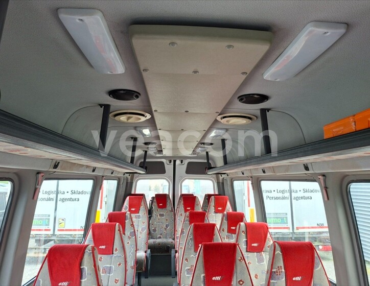 Volkswagen Crafter 15