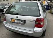 Volkswagen Passat 10