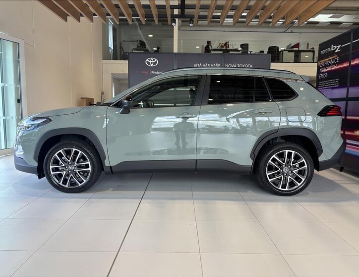 Toyota Corolla Cross SUV 2,0 l 131 kw