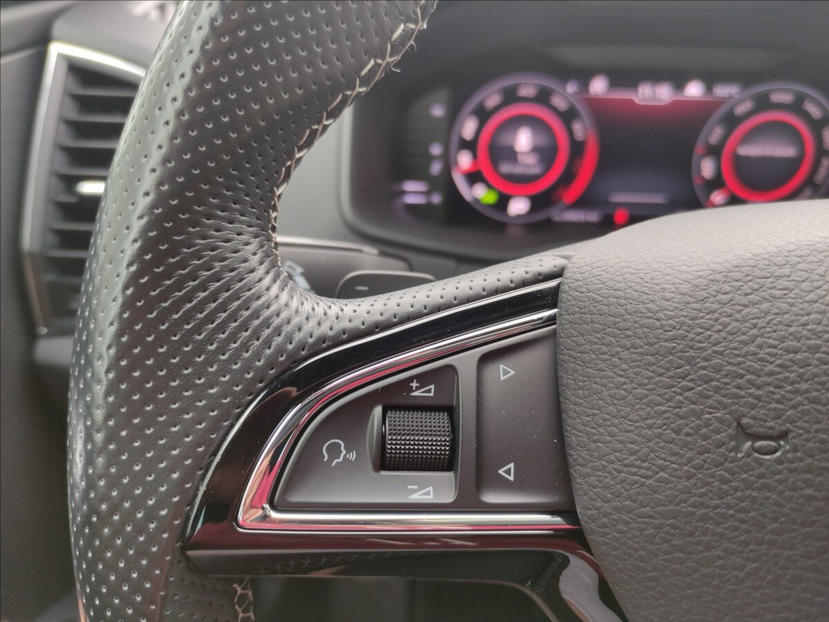 Škoda Karoq SUV / Terénní 2,0 l 140 kw