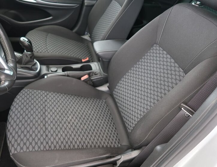 Opel Astra Hatchback 1,2 l 81 kw