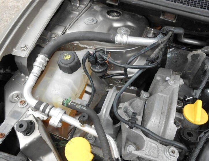 Renault Fluence Sedan / Limuzína 1,6 l 82 kw