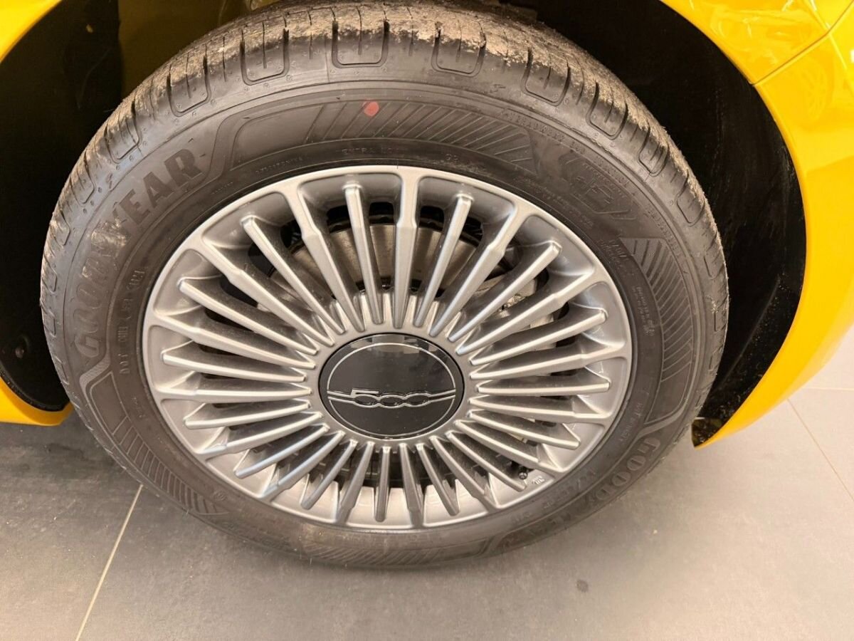 Fiat 500 Hatchback 999,0 48 kw