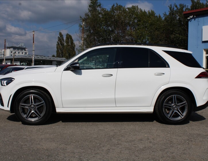 Mercedes-Benz GLE 8