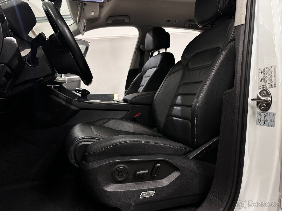 Volkswagen Touareg SUV 3,0 l 210 kw