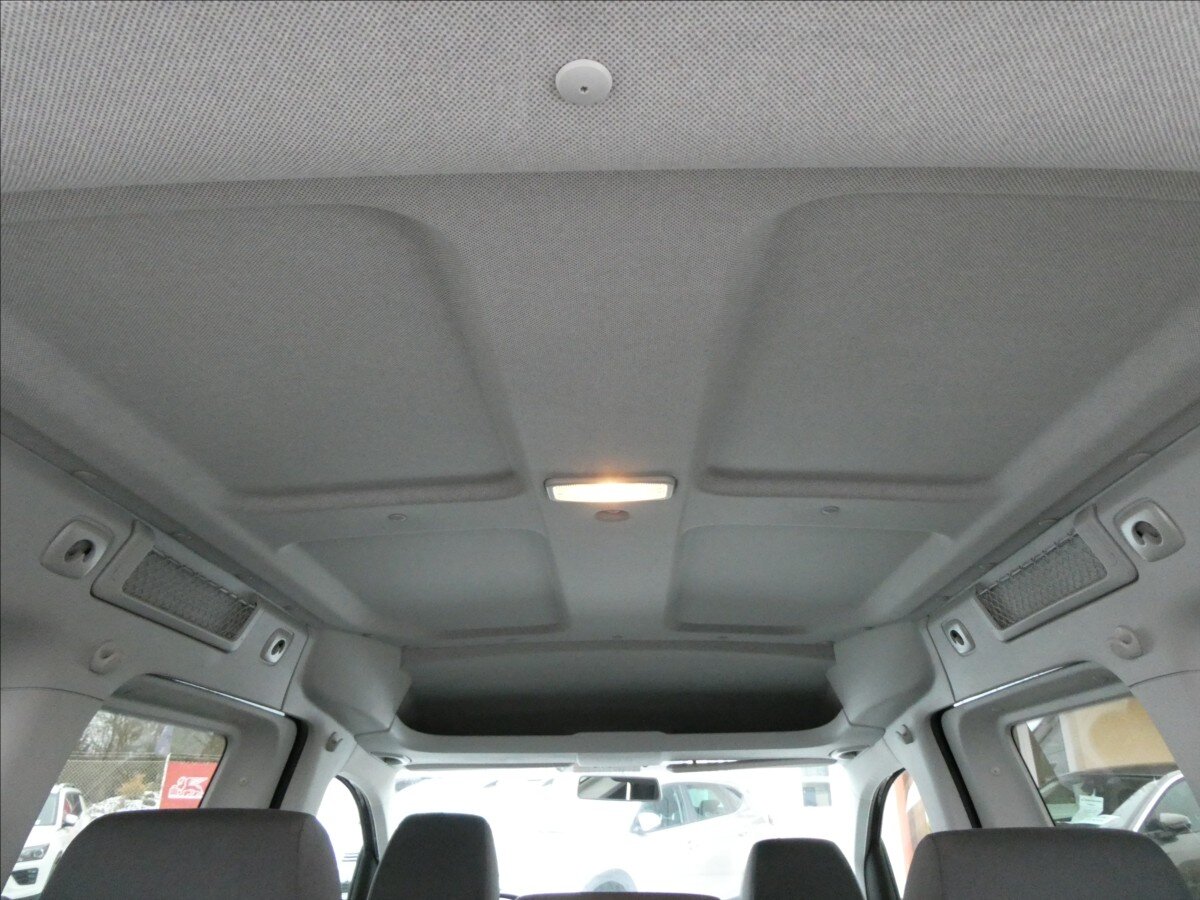 Volkswagen Caddy Kombi 1,6 l 75 kw