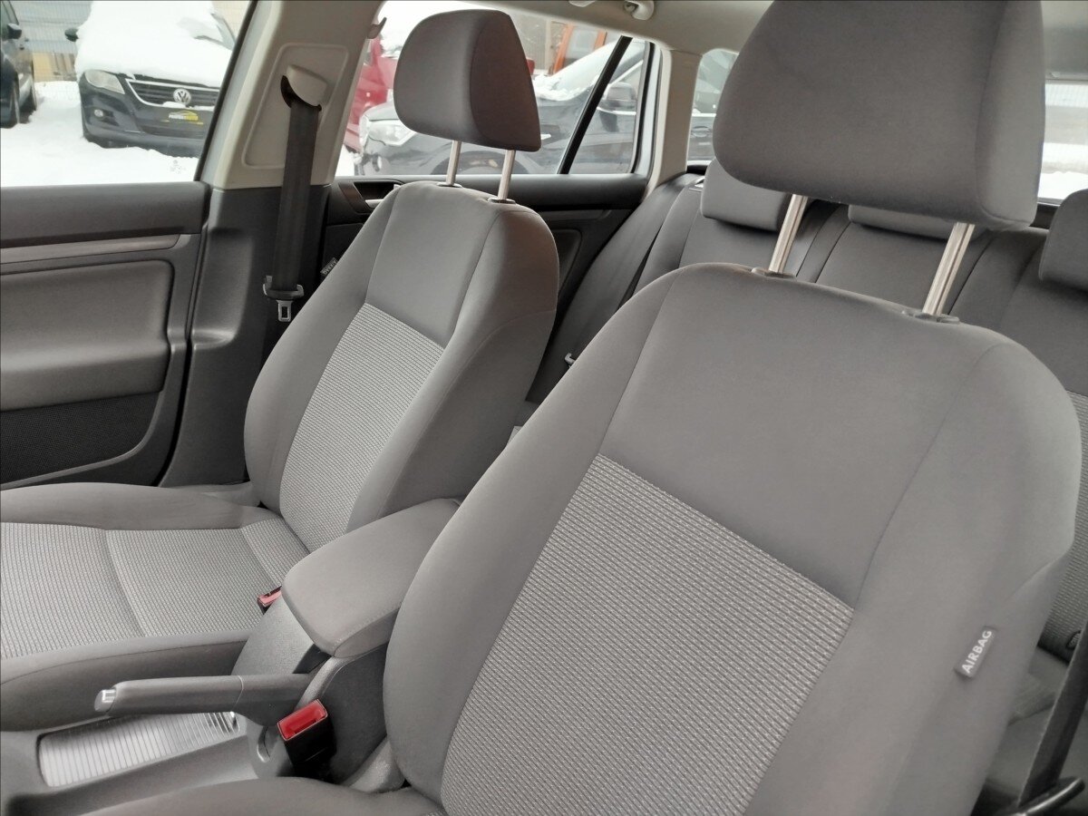 Volkswagen Golf Kombi 1,9 l 77 kw