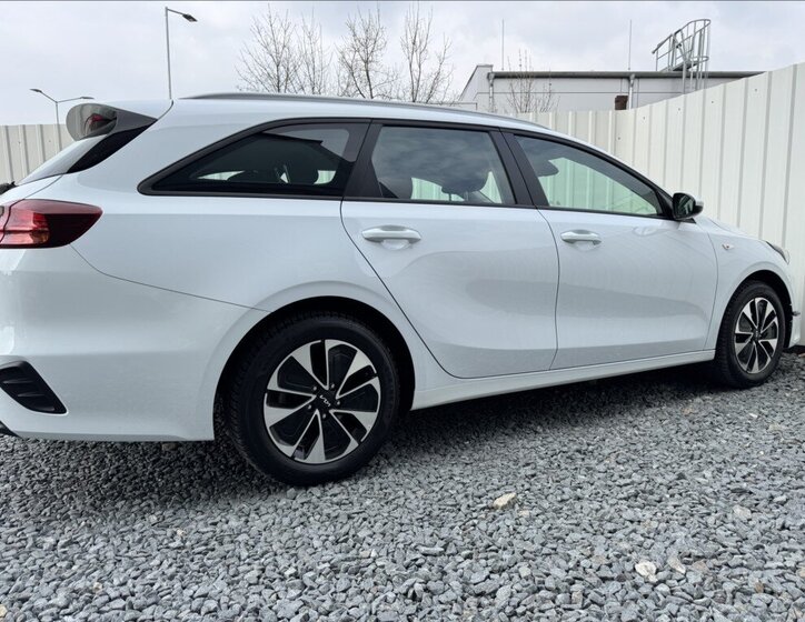 KIA Ceed Kombi 1,5 l 103 kw