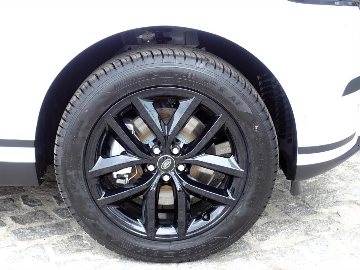 Land Rover Range Rover Velar SUV / Terénní 2,0 l 150 kw
