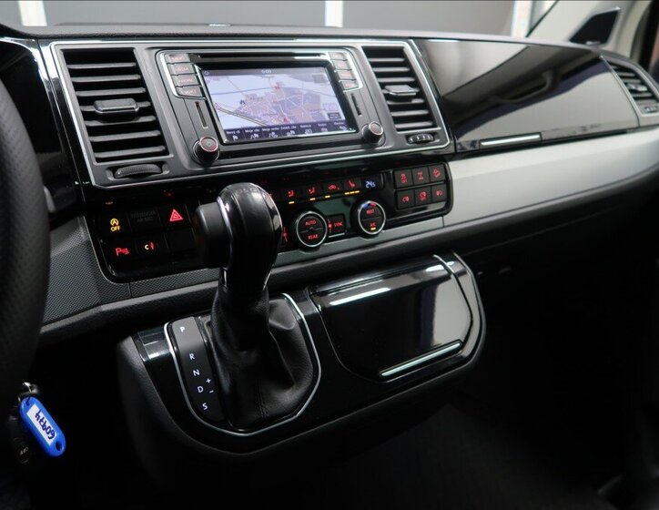 Volkswagen Multivan VAN / Minibus 2,0 l 150 kw