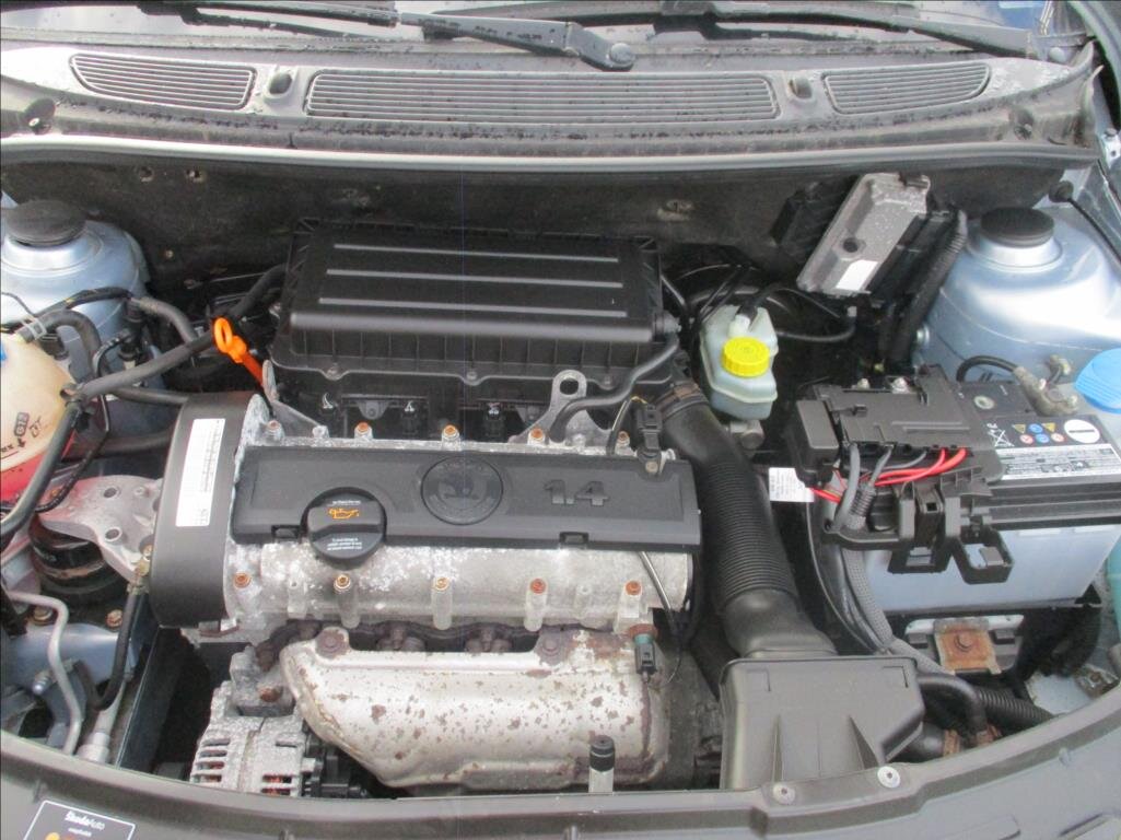 Škoda Roomster Kombi 1,4 l 63 kw