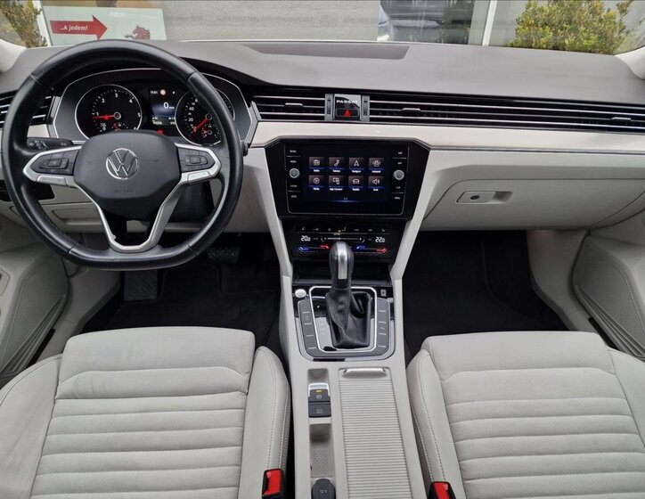 Volkswagen Passat Kombi 2,0 l 110 kw
