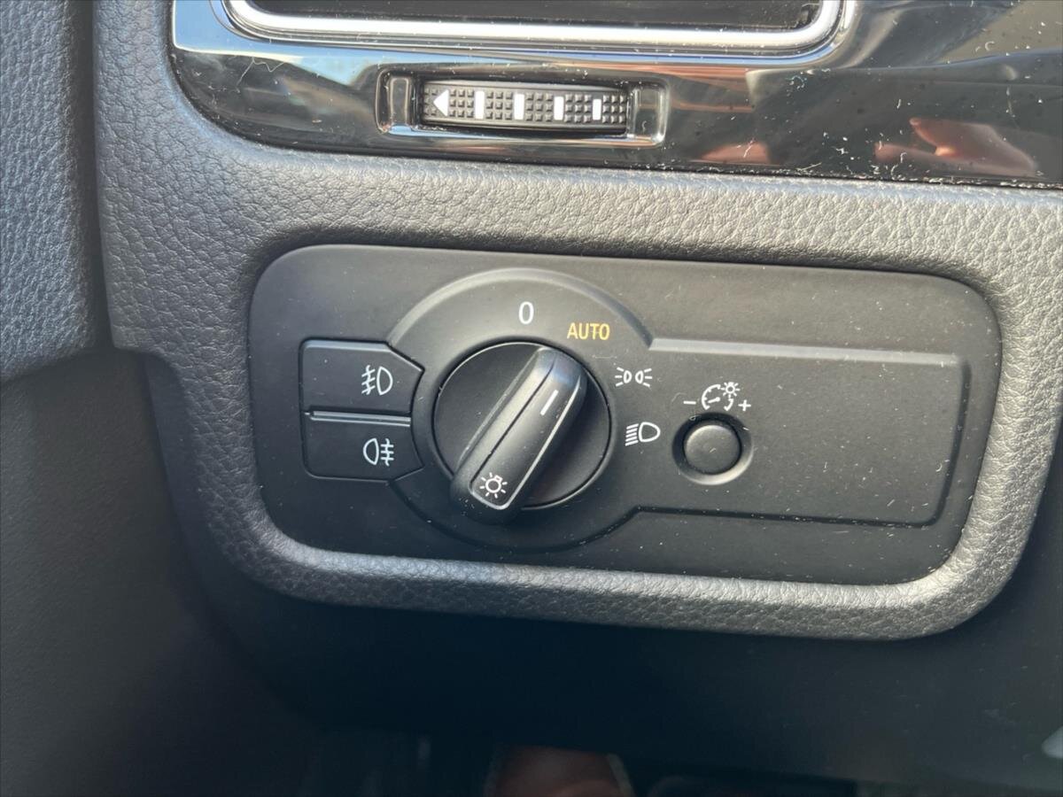 Volkswagen Touareg Kombi 3,0 l 193 kw