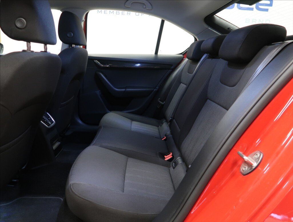 Škoda Octavia Liftback 1,6 l 85 kw