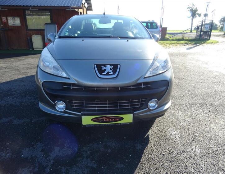 Peugeot 207 1