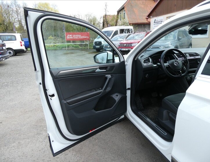 Volkswagen Tiguan SUV / Terénní 2,0 l 140 kw
