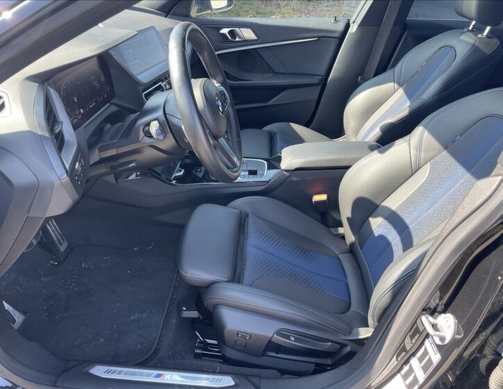 BMW Řada 2 Sedan / Limuzína 2,0 l 140 kw