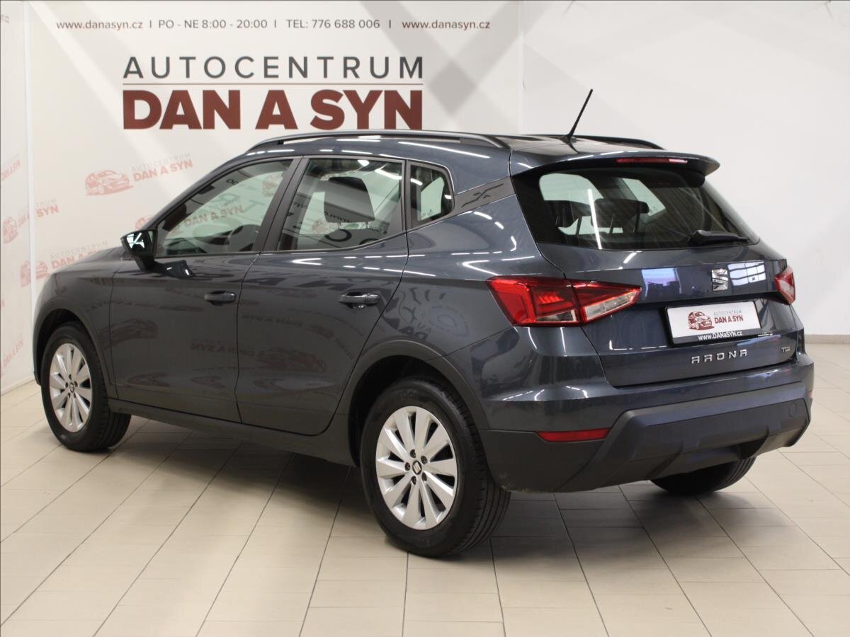 Seat Arona