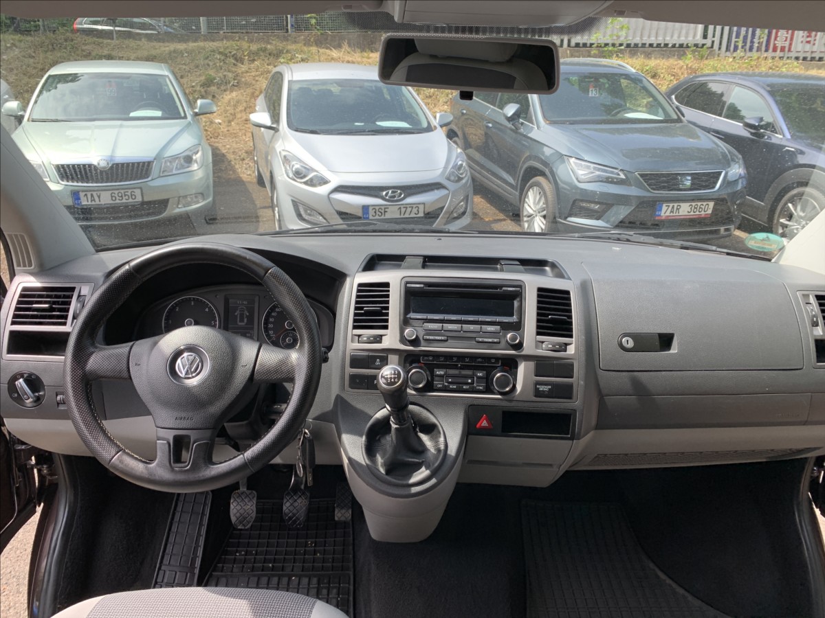 Volkswagen Caravelle