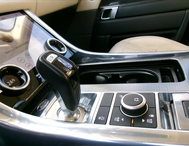 Land Rover Range Rover Sport 16
