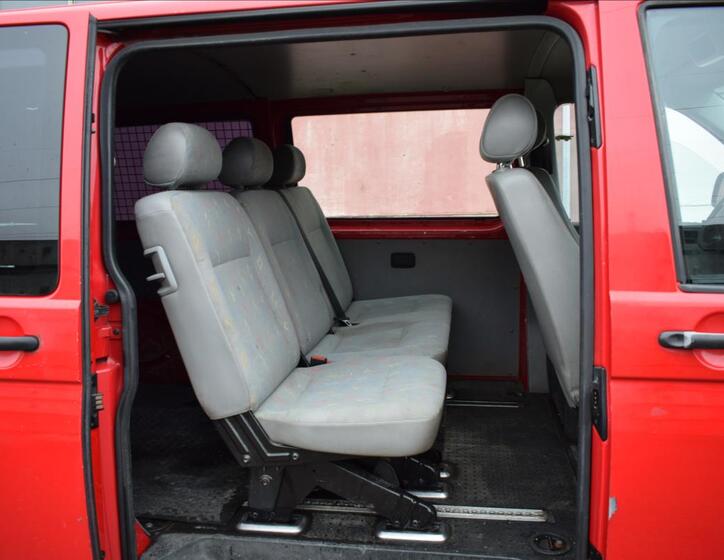 Volkswagen Transporter 16