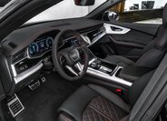 Audi Q8 SUV / Terénní 3,0 l 210 kw