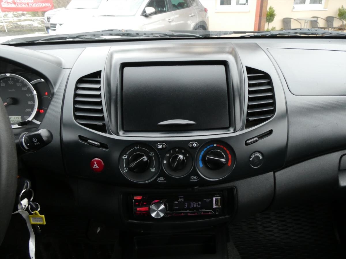 Mitsubishi L200 Pick-up 2,5 l 100 kw