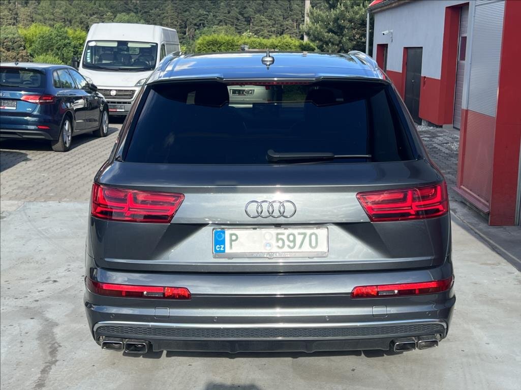 Audi SQ7 SUV / Terénní 4,0 l 320 kw