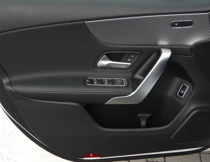 Mercedes-Benz Třídy A 8