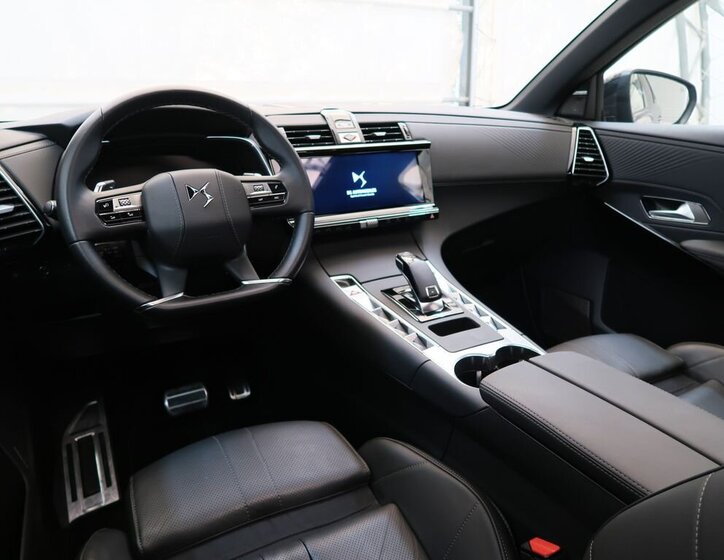 DS Automobiles DS7 Crossback 17