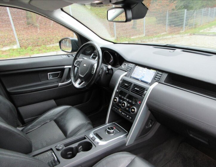 Land Rover Discovery Sport SUV 2,0 l 132 kw