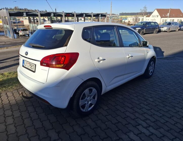 KIA Venga 7