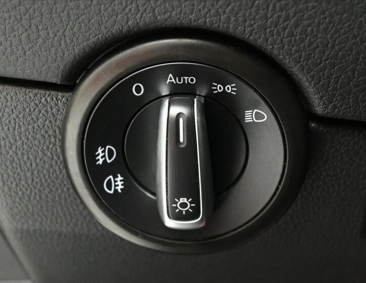 Volkswagen Multivan 25