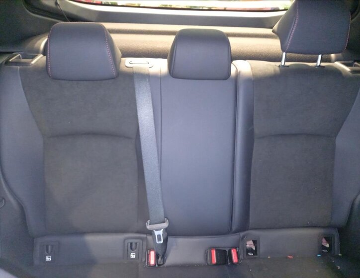 Toyota C-HR Hatchback 2,0 l 112 kw