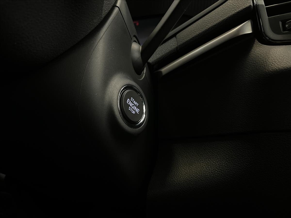 Škoda Karoq SUV 1,5 l 110 kw