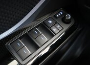 Toyota C-HR Hatchback 2,0 l 112 kw