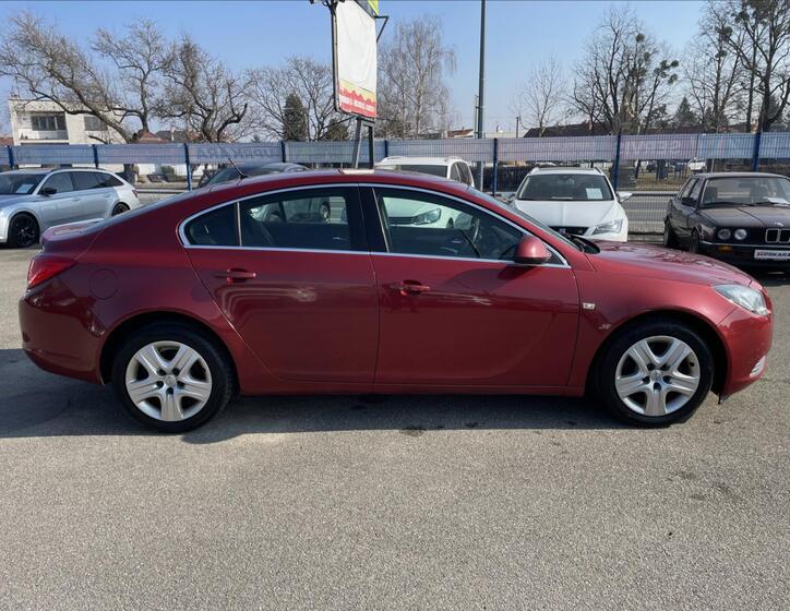Opel Insignia 4