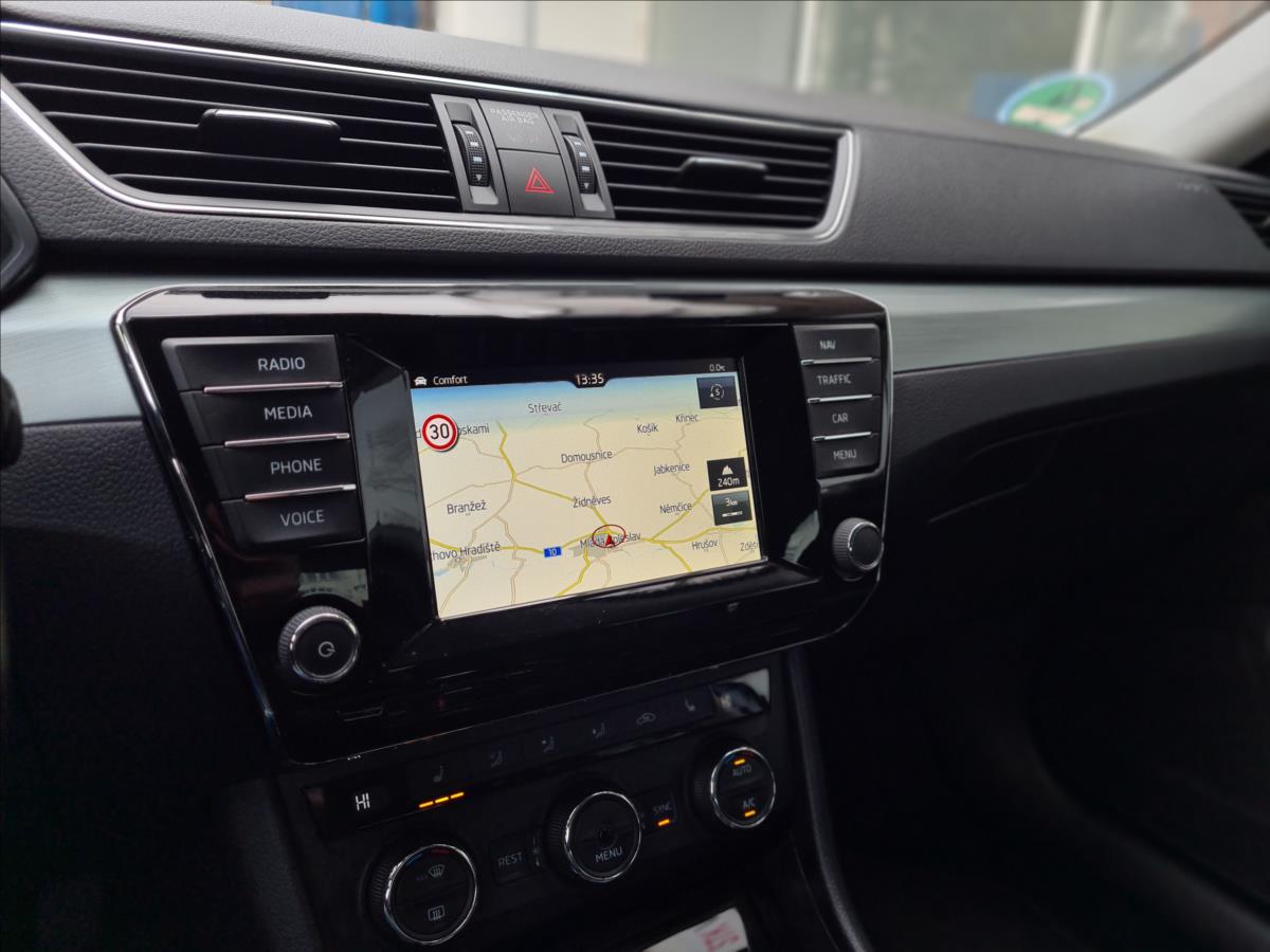 Škoda Superb Sedan 2,0 l 110 kw