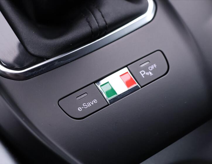 Alfa Romeo Tonale 25