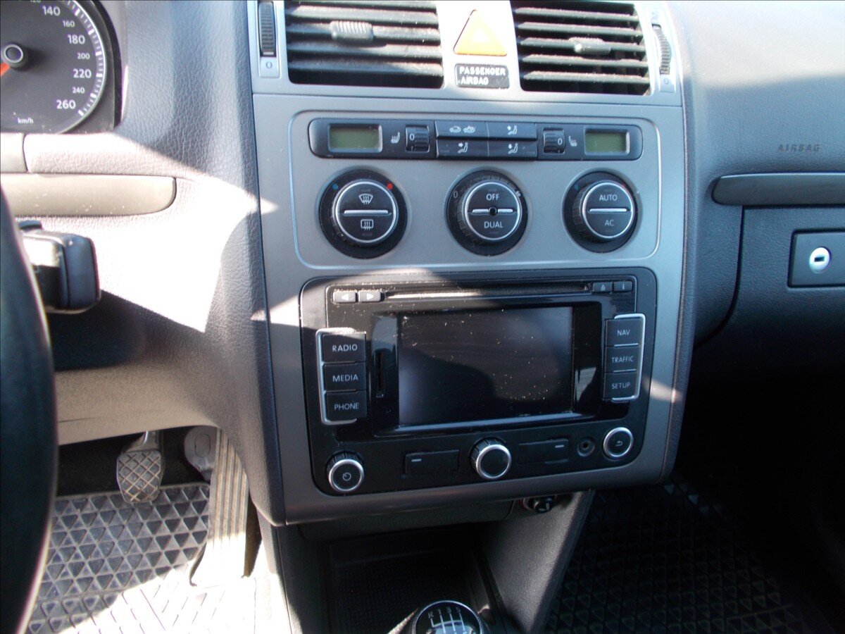 Volkswagen Touran MPV 1,9 l 77 kw